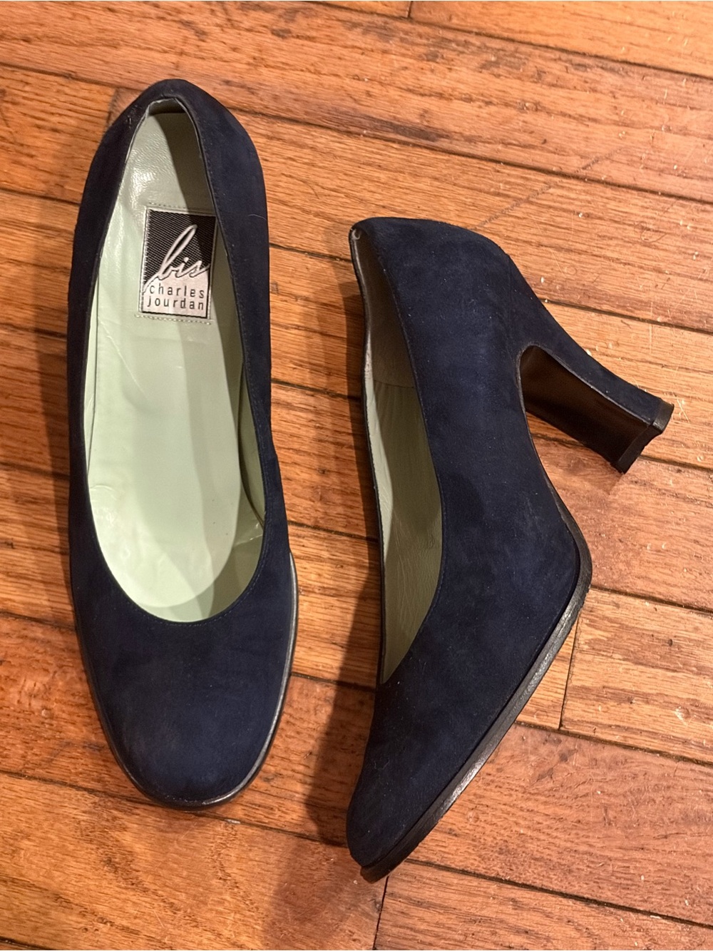 VTG Charles Jordan Blue NAVY SUEDE Pumps Size 8 Made In Spain